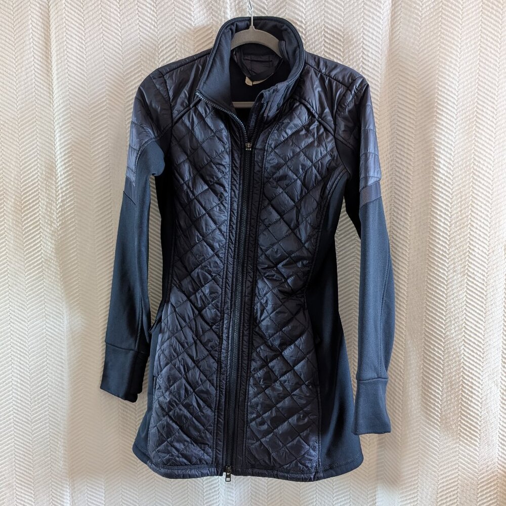 Athleta Rock Springs CYA Quilted Jacket Navy Blue XS Running Outdoors Athleisure